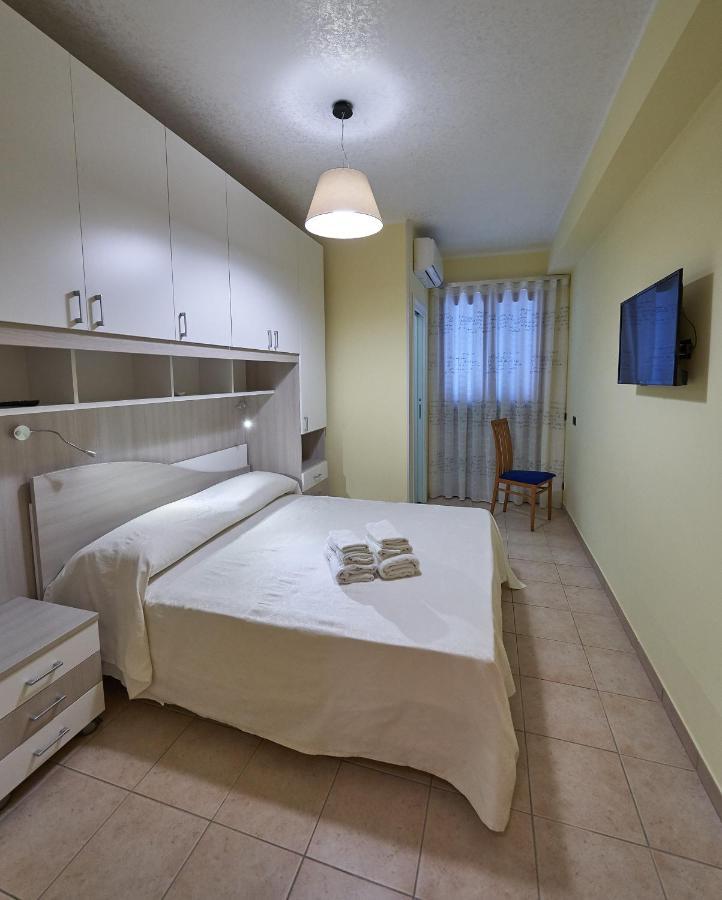B&B Mary Grace Rossano Stazione Exterior photo